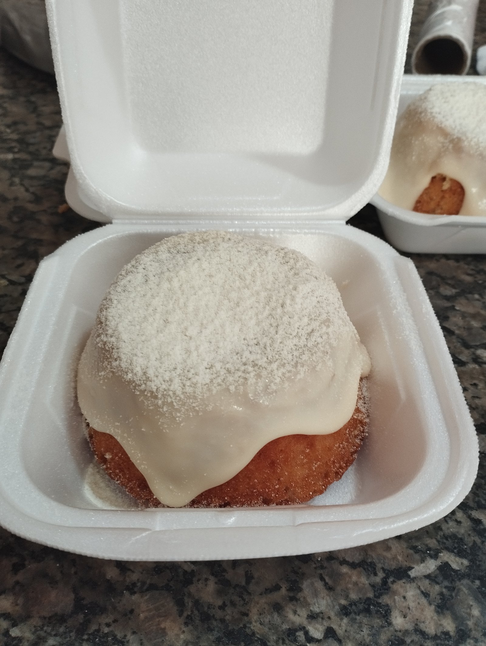 Mini bolo vulcão - leite ninho 